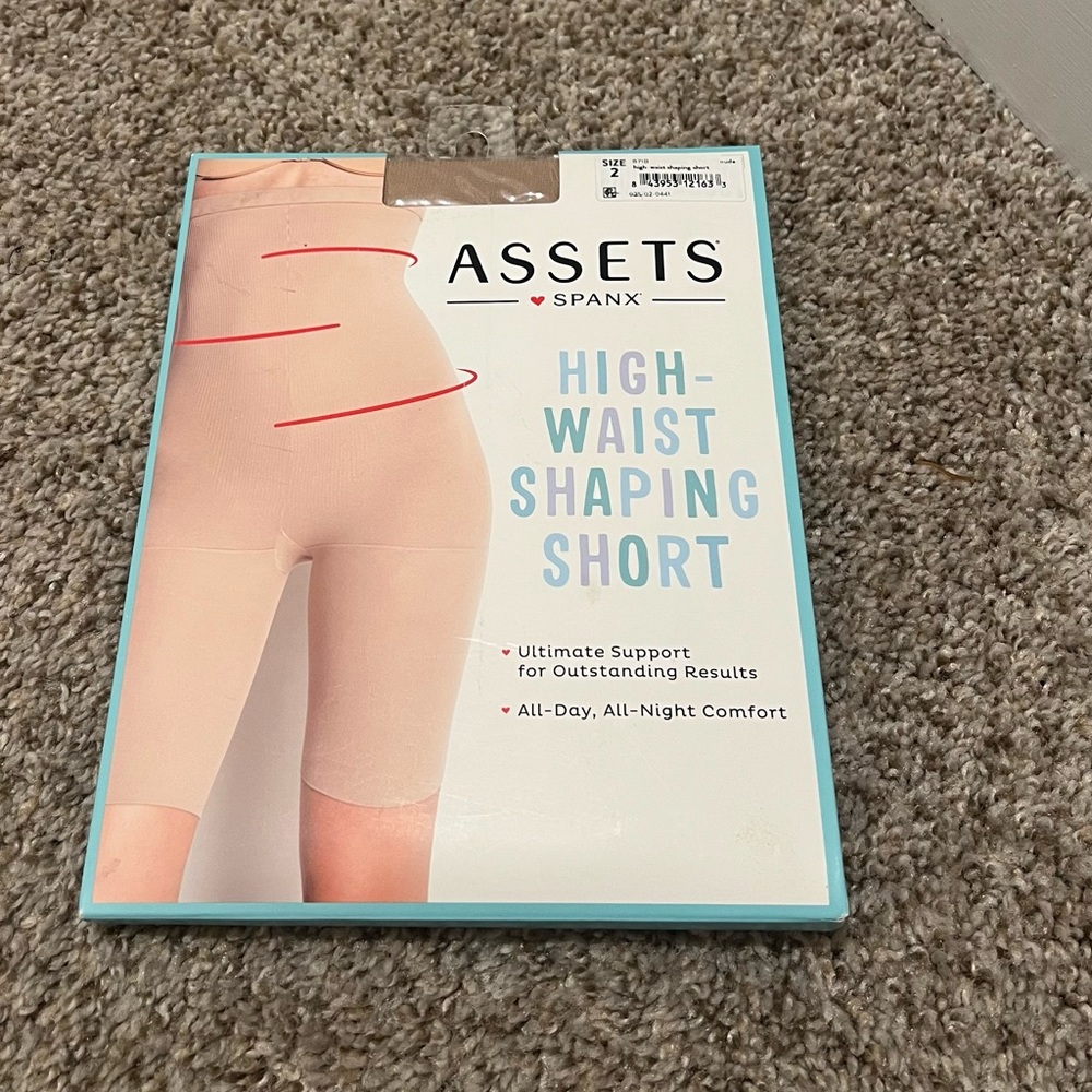 SPANX Assets High-Waist Shaping Shorts - Nude